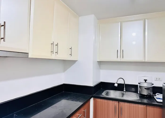 150 Newport Boulevard Near Naia Terminal 3 * Manille