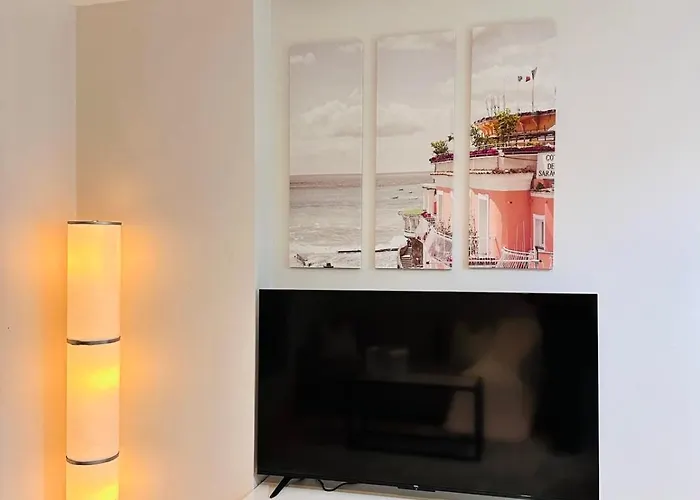Appartement 150 Newport Boulevard Near Naia Terminal 3